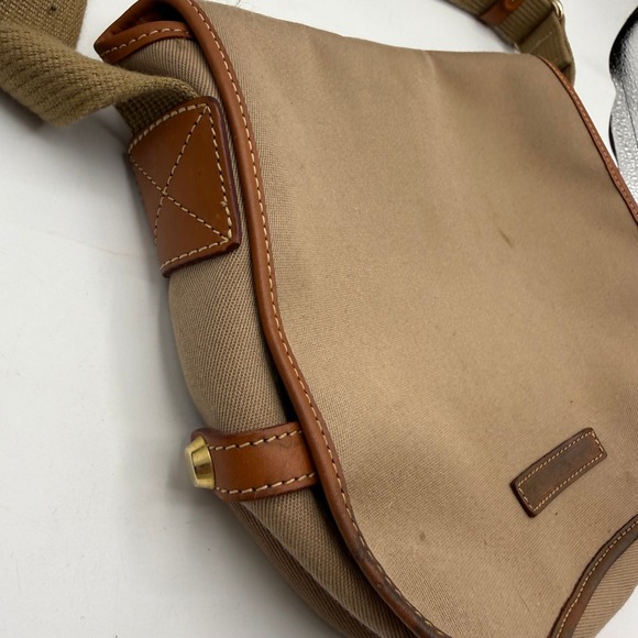 Vintage Dooney & Bourke Messenger Bag Tan Canvas Leather Trim Crossbody Strap - Picture 6 of 15